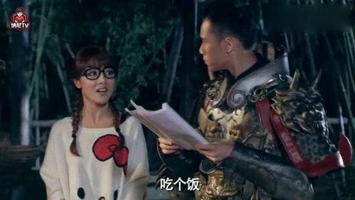 美女变身怪兽吃瓜视频,吃瓜群众围观神秘异变事件