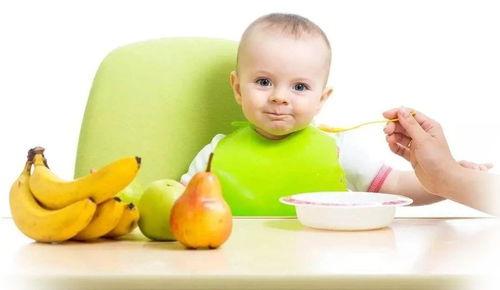 小宝宝吃脆瓜的视频,小宝贝品尝脆瓜美味瞬间