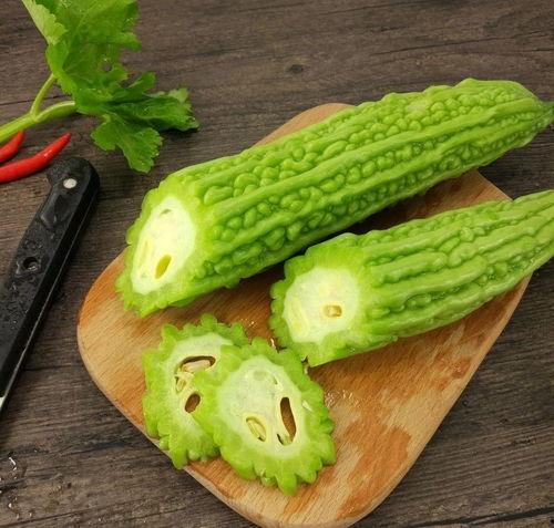 视频里的吃瓜是啥意思,揭秘“吃瓜”一词在视频中的趣味内涵